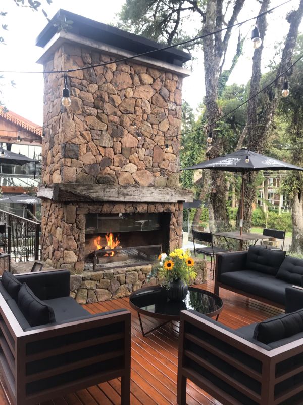 Outdoor Fireplace Finish